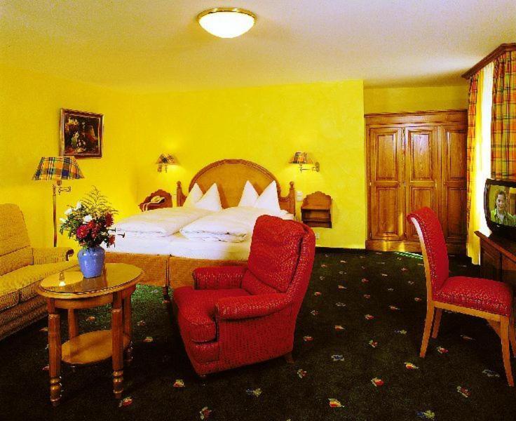 Hotel Wilder Mann Königstein in der Oberpfalz Szoba fotó