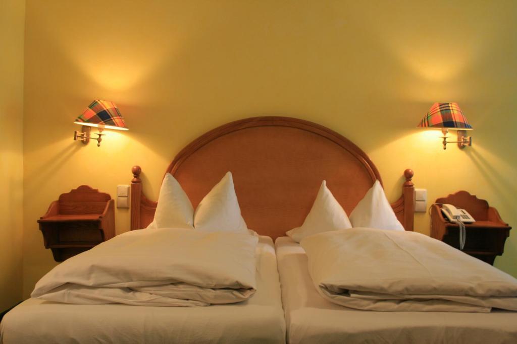 Hotel Wilder Mann Königstein in der Oberpfalz Szoba fotó