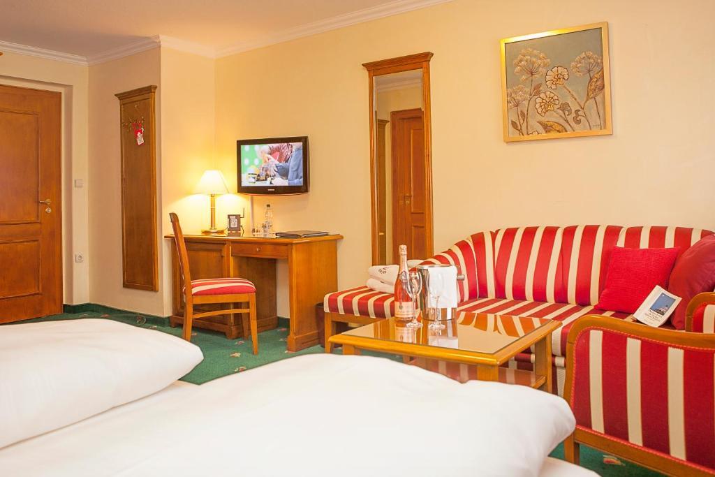 Hotel Wilder Mann Königstein in der Oberpfalz Kültér fotó